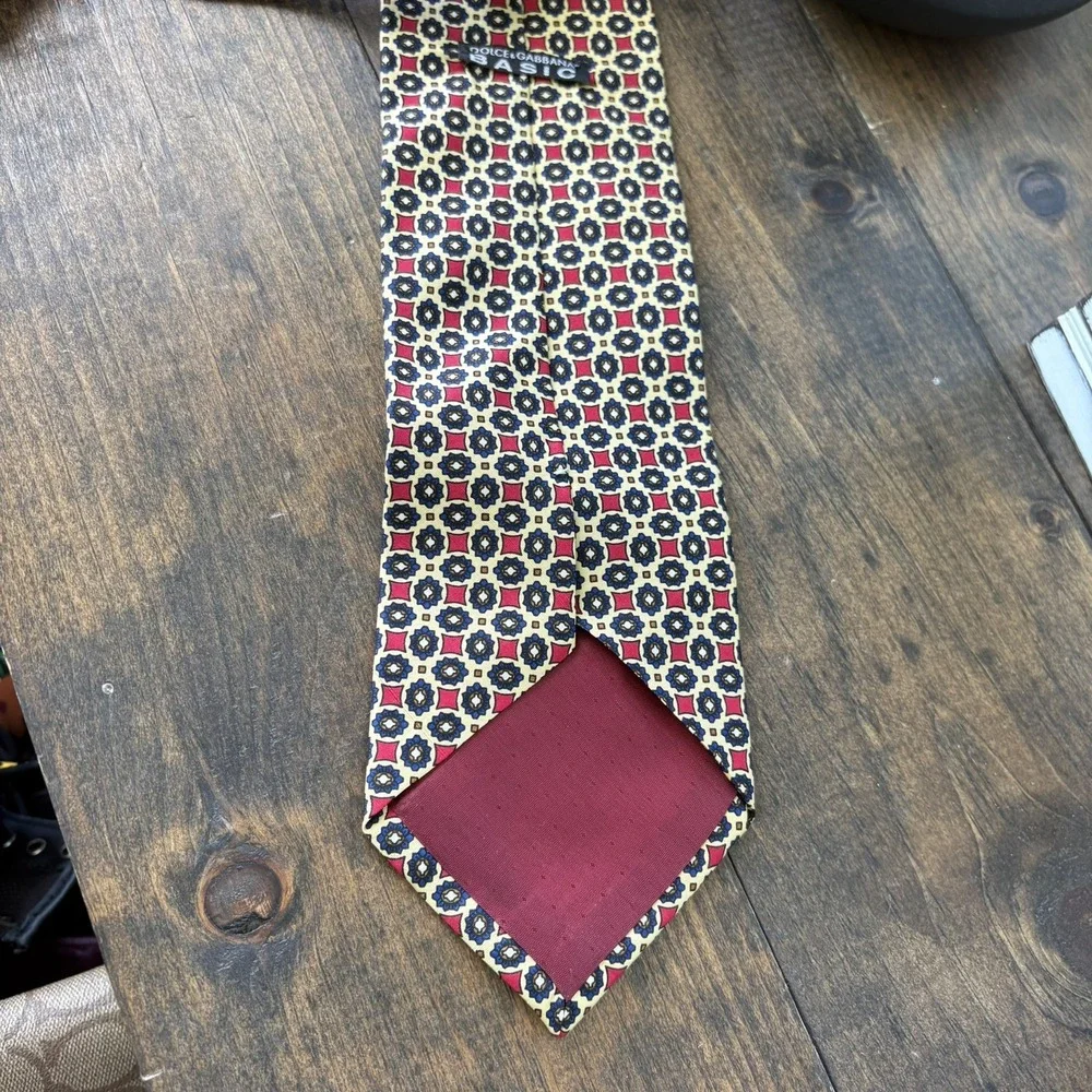 Dolce & Gabbana Silk Tie Men Red Gold Geometric Medallion Made In Italy Luxury